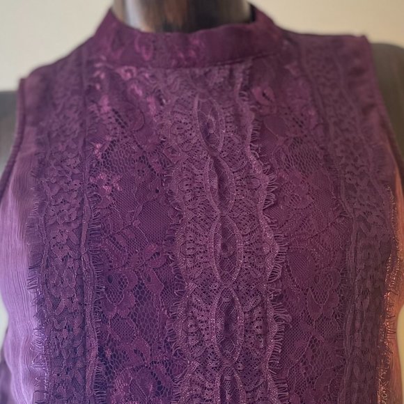 Eyeshadow - Picture 3 of 5